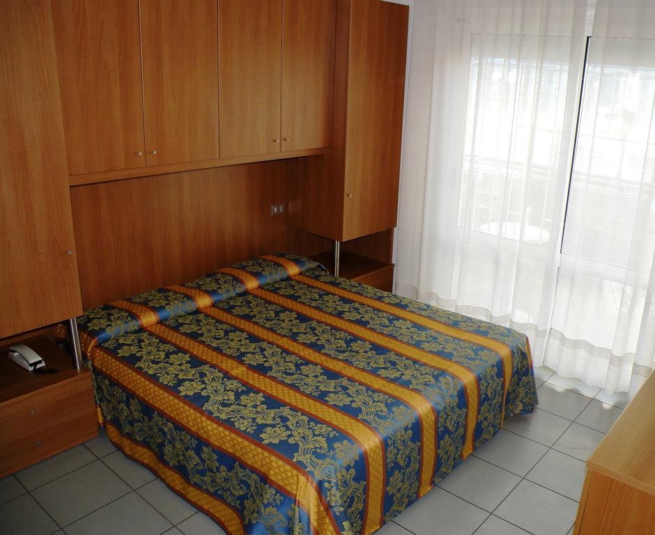 Pensione Villa Joli Lido di Jesolo Phòng bức ảnh