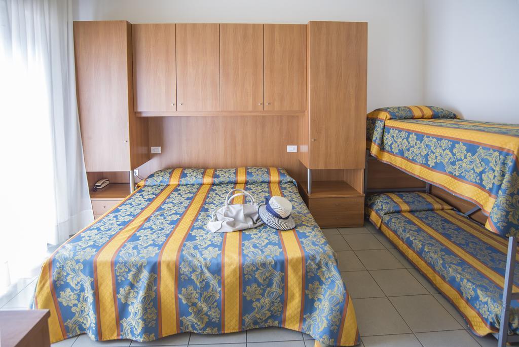 Pensione Villa Joli Lido di Jesolo Ngoại thất bức ảnh