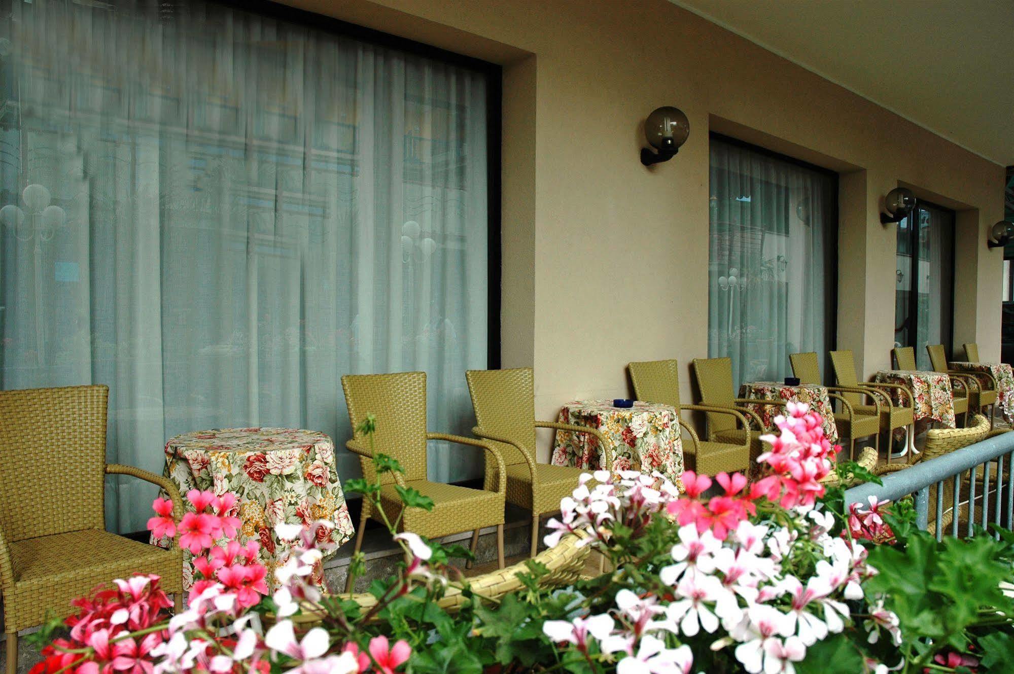 Pensione Villa Joli Lido di Jesolo Ngoại thất bức ảnh